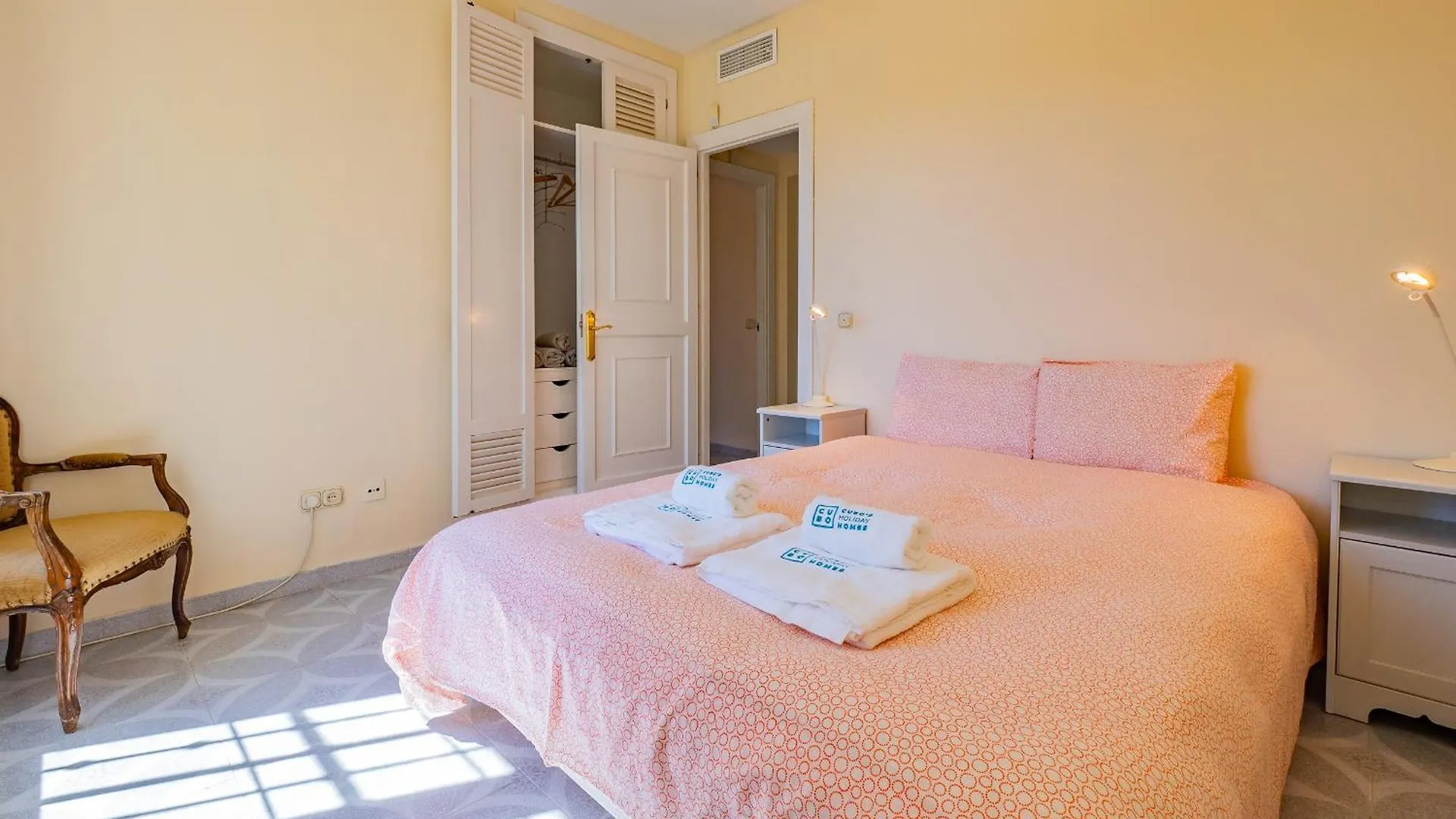 Cubo'S Casa La Paloma Villa Marbella 0*,  Spain